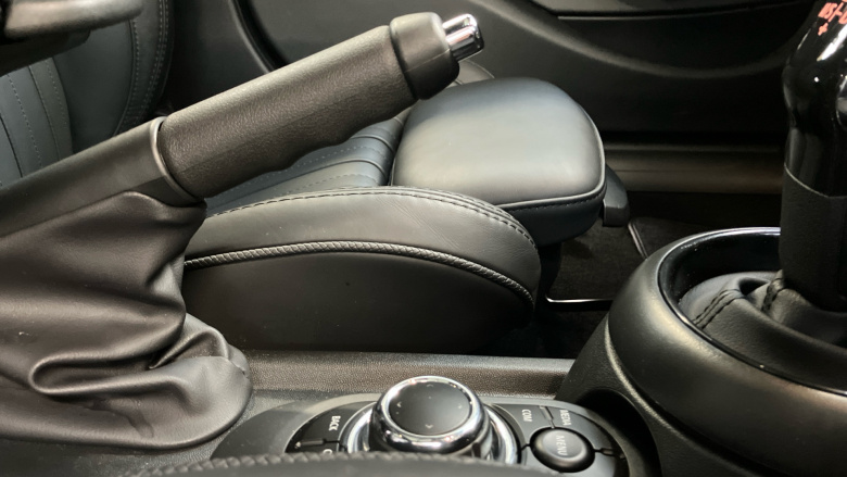 MINI Hatchback 2.0 Cooper S Exclusive 5dr Petrol Hatchback